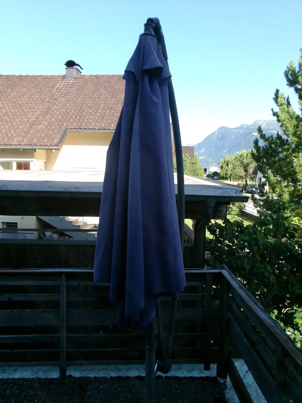 Sonnenschurm + Ständer + Platten 