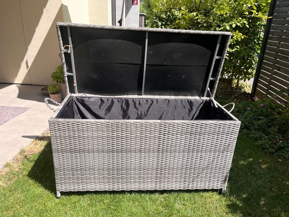 Garten-,Terassentruhe