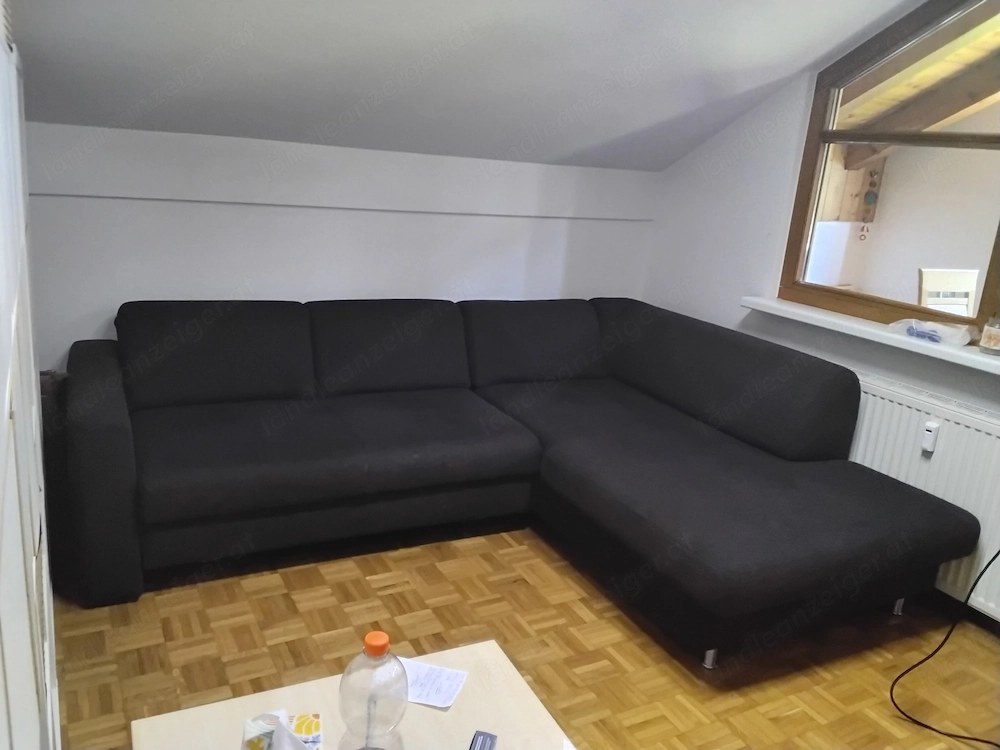 Verschenke ausziehbare Couch