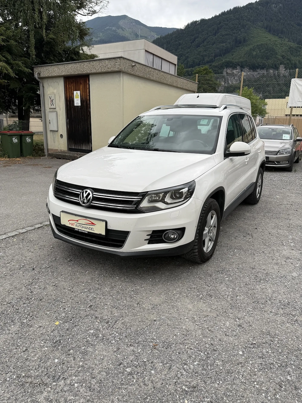 Volkswagen Tiguan 2,0 TDI BMT 4Motion Sky DPF DSG  Pano AHK 