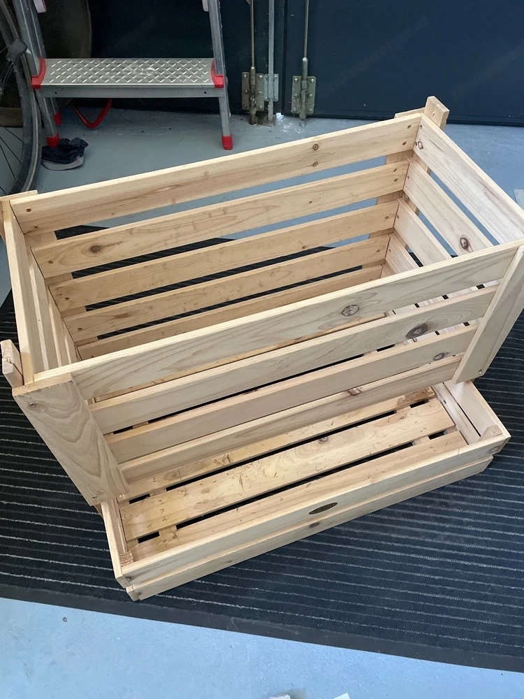 Kartoffel- oder Obst-Kiste aus Holz