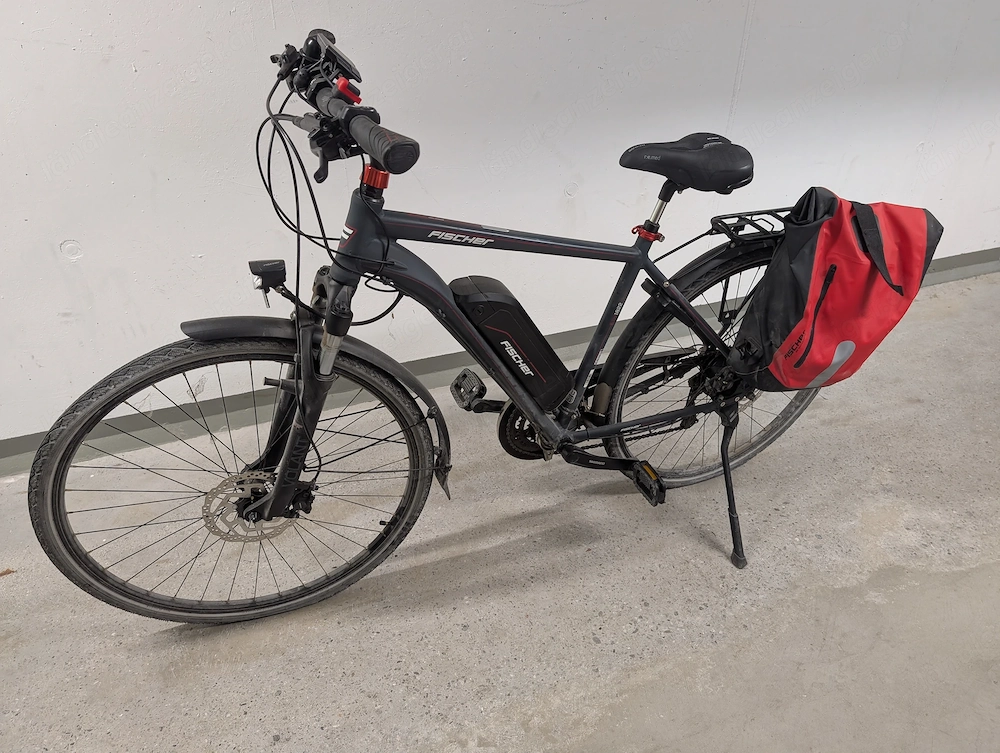 E-Bike Fischer ETH 1822 Trekkingrad   Super Zustand inkl. 2 Akkus & 2 Packtaschen