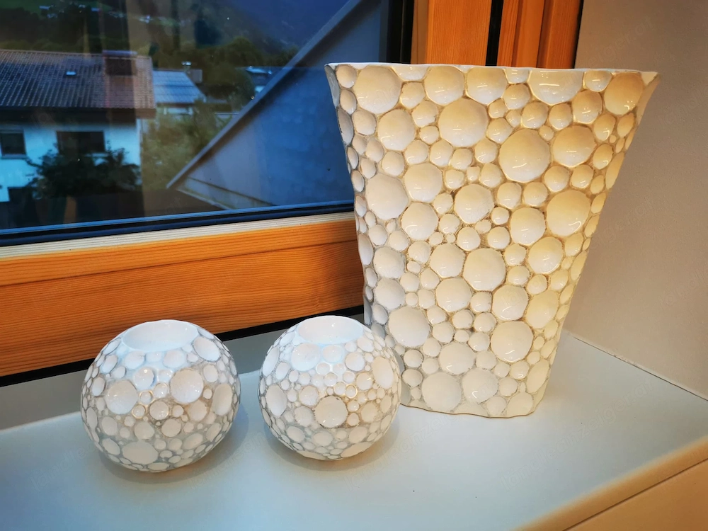 Moderne Keramikvase "Gaps" mit 2 Teelichthaltern   Weiß Silber   3-teiliges Set