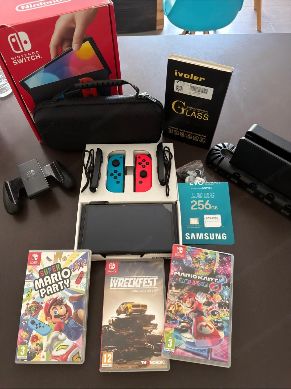 Nintendo Switch Oled mit viel Zubehör