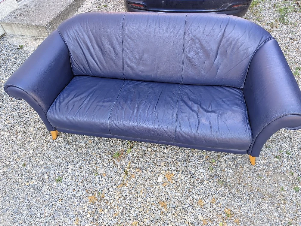Ledersofa zu verschenken