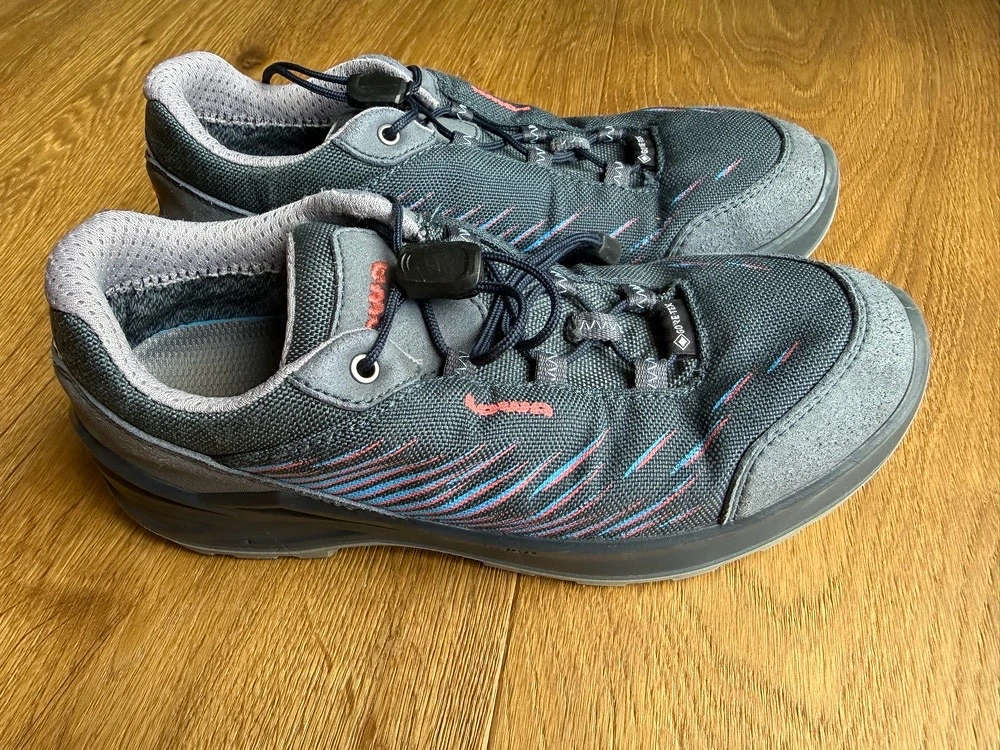 Wanderschuhe 35