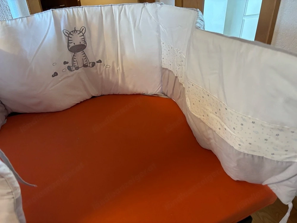 Nestchen für Gitterbett