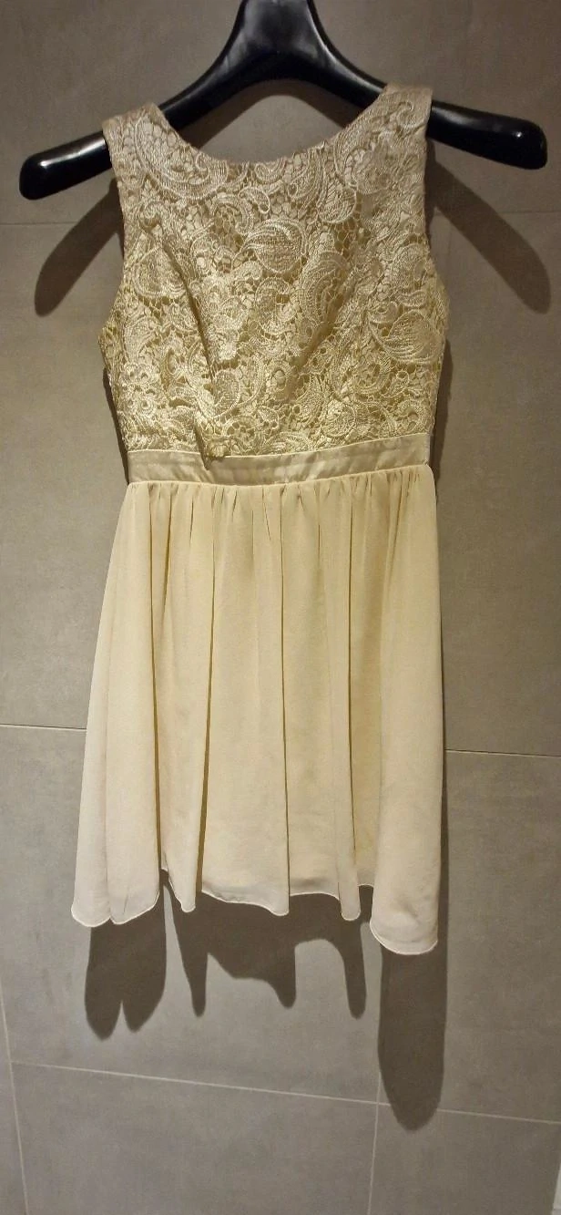 Beiges Cocktailkleid