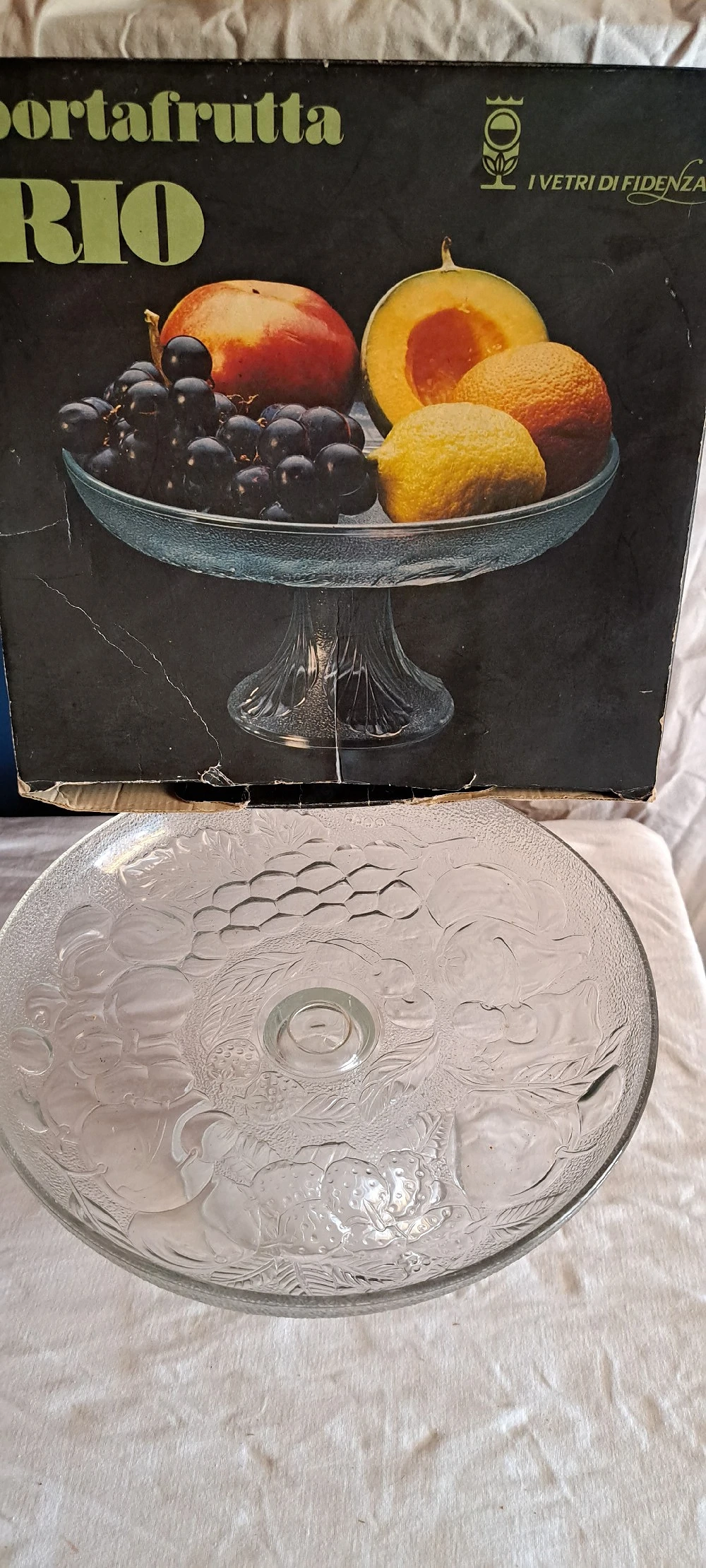 Obstschale im Vintage Design