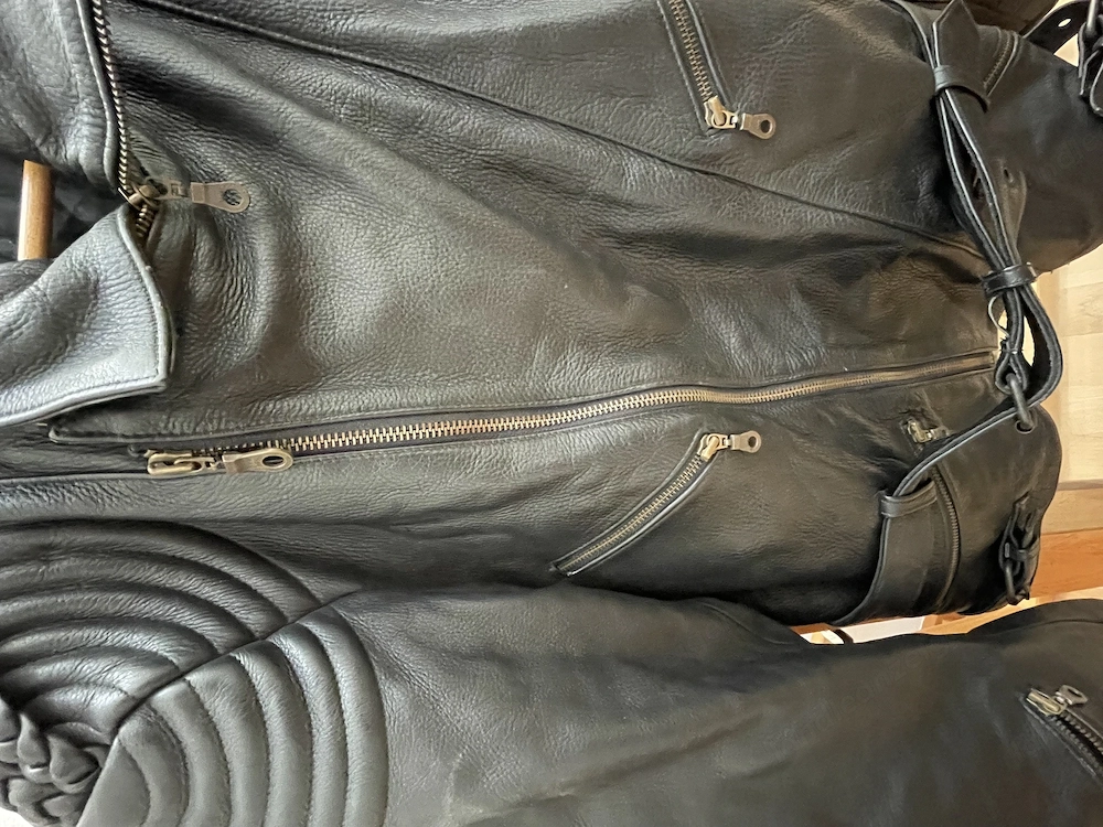 Motorrad Lederjacke Gr.56 und passende Nylon-Hose schwarz