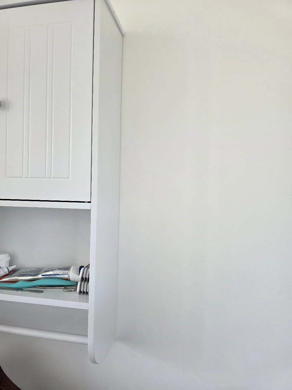 Kleiner Wandschrank 70x47x14cm