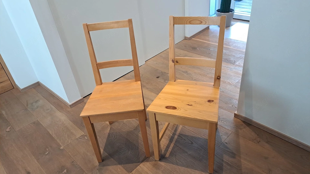 Zwei Esszimmerstühle - auch einzeln zu verkaufen