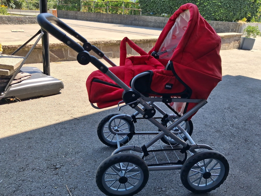 Brio Puppenwagen 