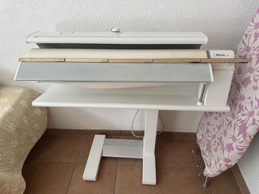 Miele Bügelmaschine B890