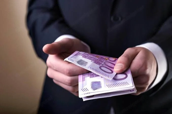 Kreditangebote: Lösen Sie Ihre Probleme und verwirklichen Sie Ihre Projekte  Wir bieten Finanzierung