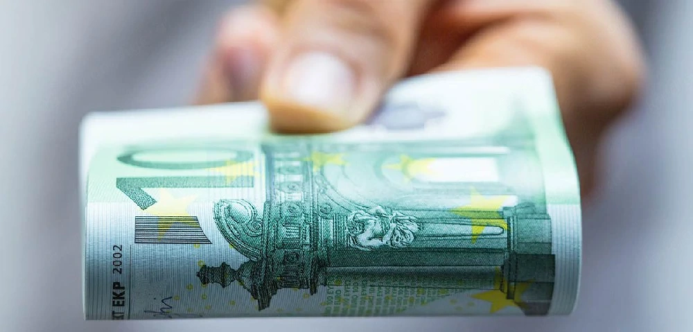 Kredite:und Investitionen mit einfachen und zuverlässigen Konditionen  Suchen Sie nach Finanzierungs