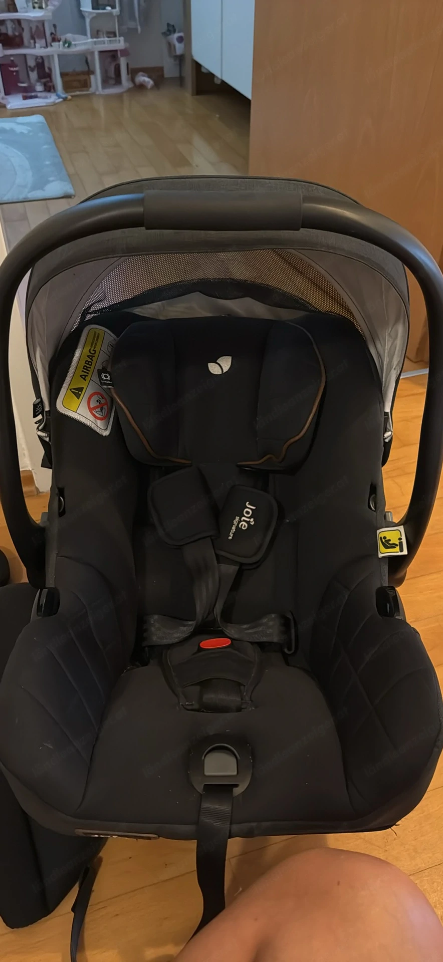 Jolie Babysitz in gutem Zustand 