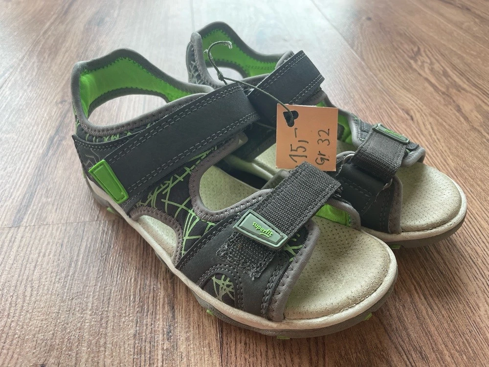 gr. 32 Superfit Sandalen
