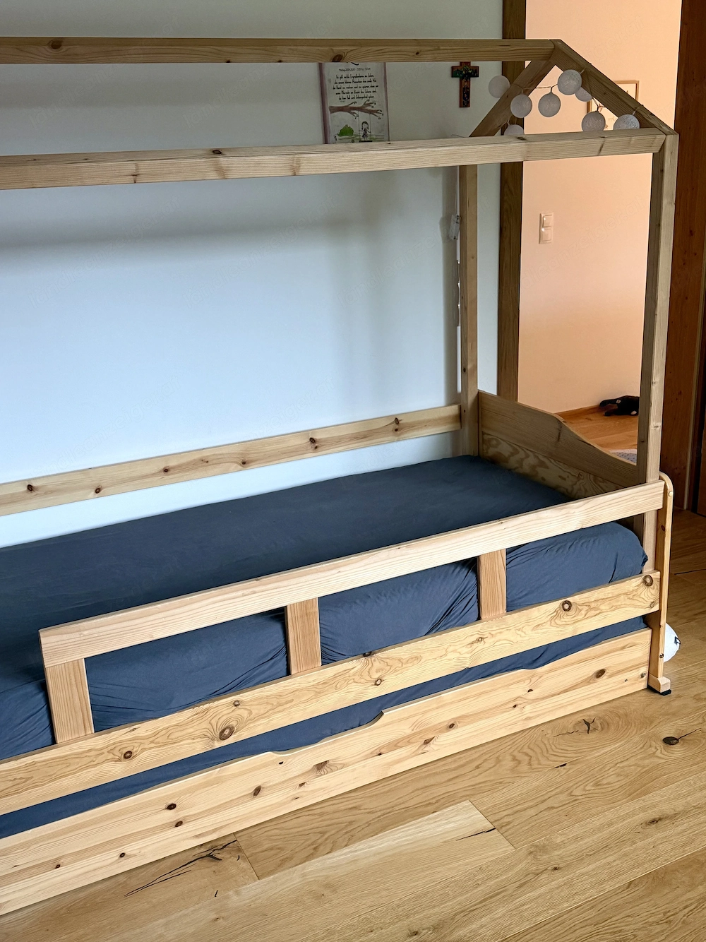 Hausbett für Kinder ausziehbar