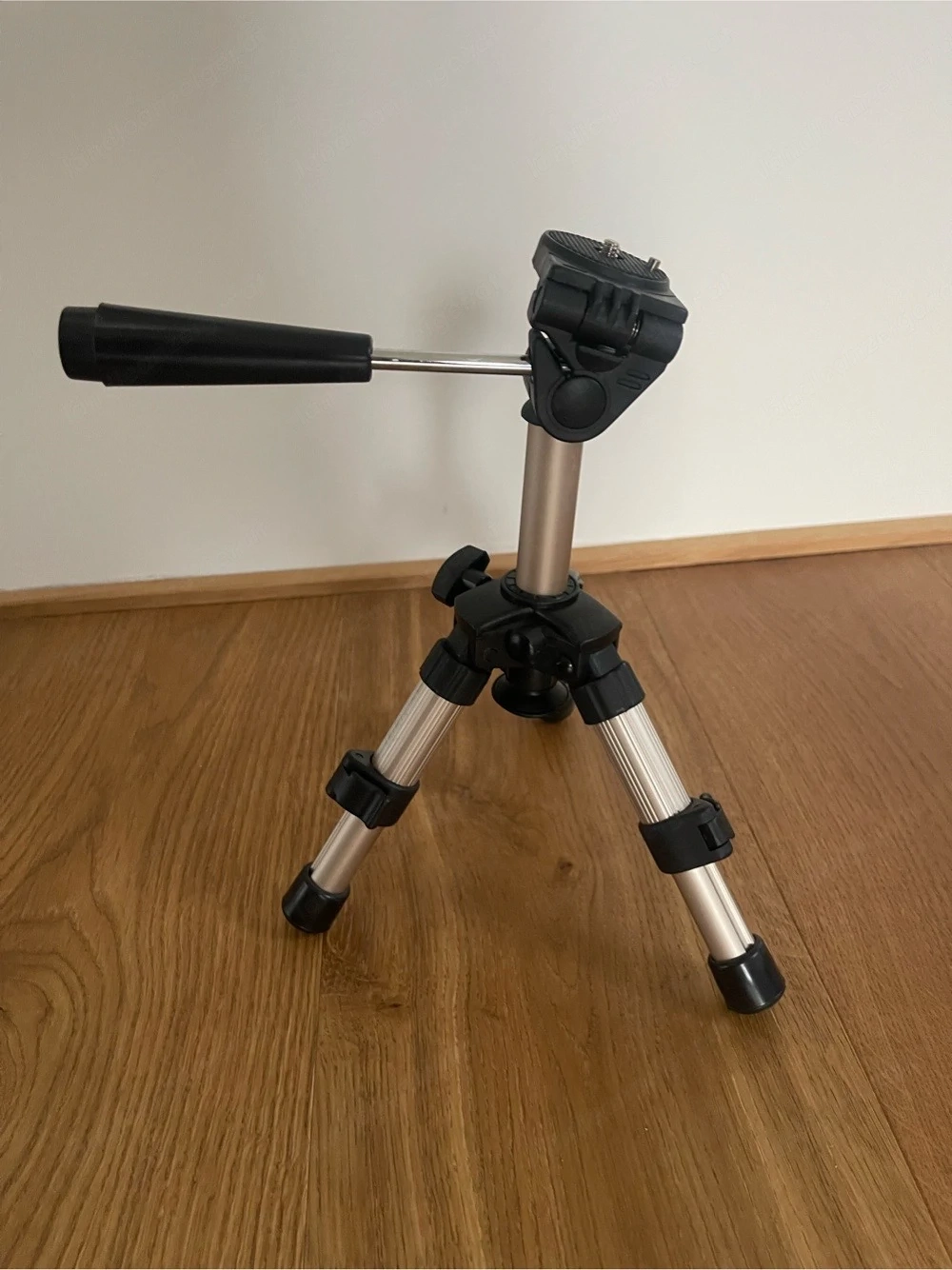 Qentis Mini-Tischstativ