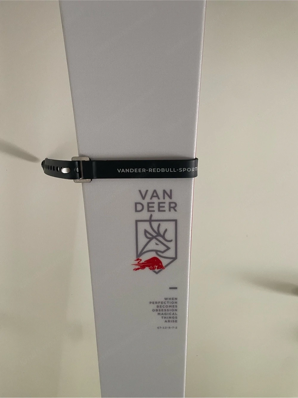 Van Deer Freeride 98 Ski mit ATK Hy 13 Bindung und Felle