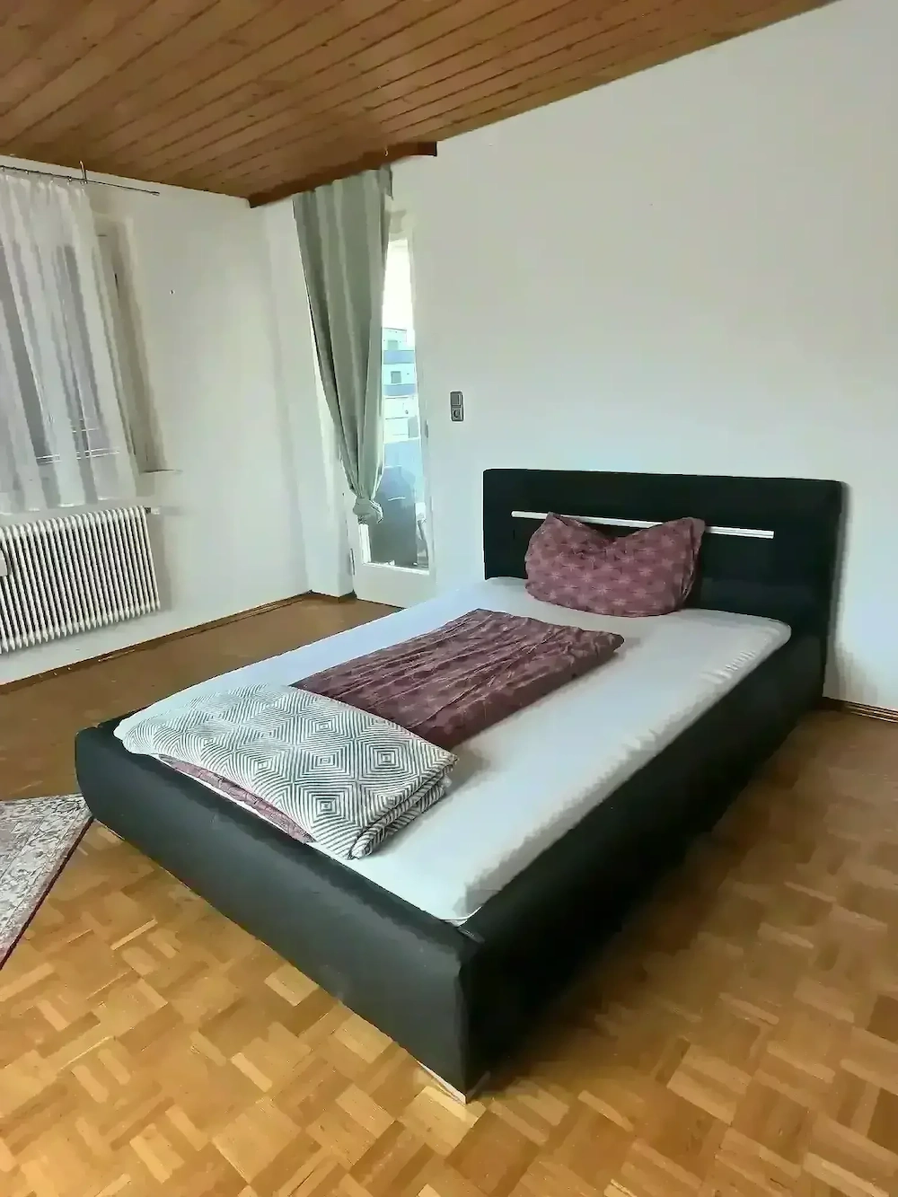 Zimmer zu vermieten  -  1-Zimmer in WG