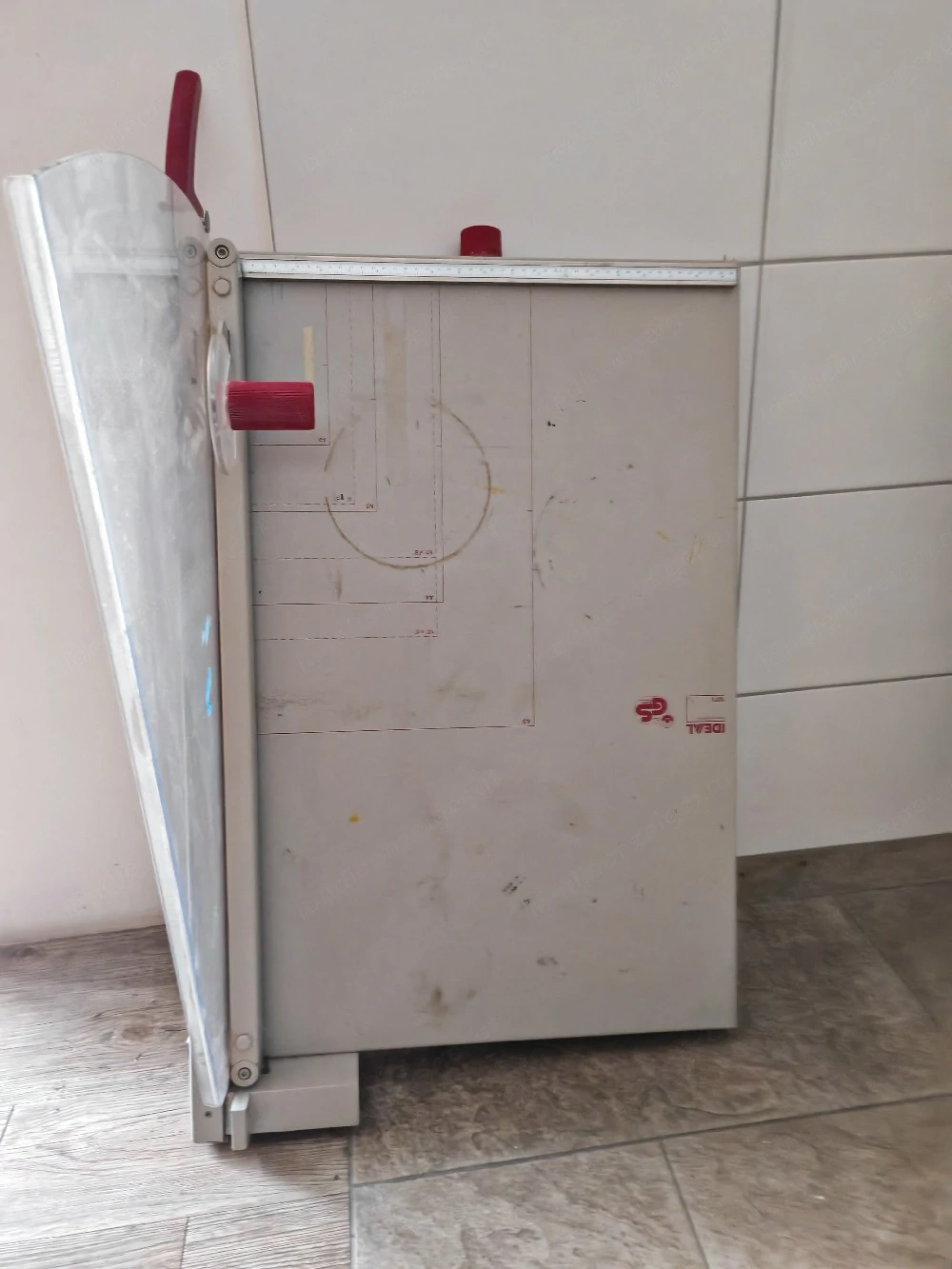 Papier schneiden A3