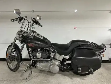 Harley Davidson Softail FXSTC Custom