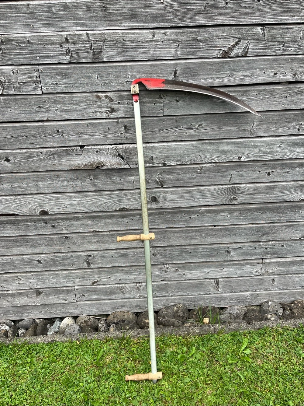 Grasense mit Holzgriff