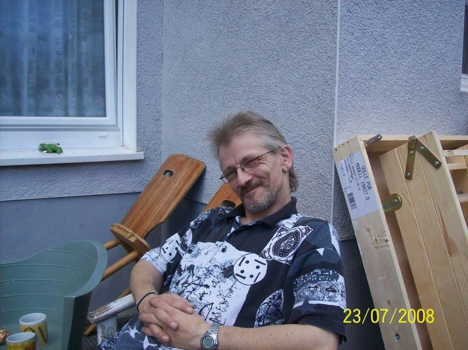 Er sucht Ihn oder Transe