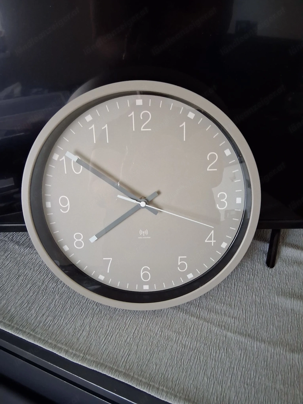 Funk Wand Uhr Neu 