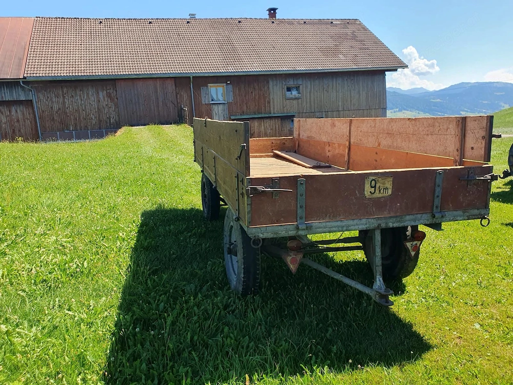 Landwirtschaftlicher Anhänger gegen Abholung zu verschenken