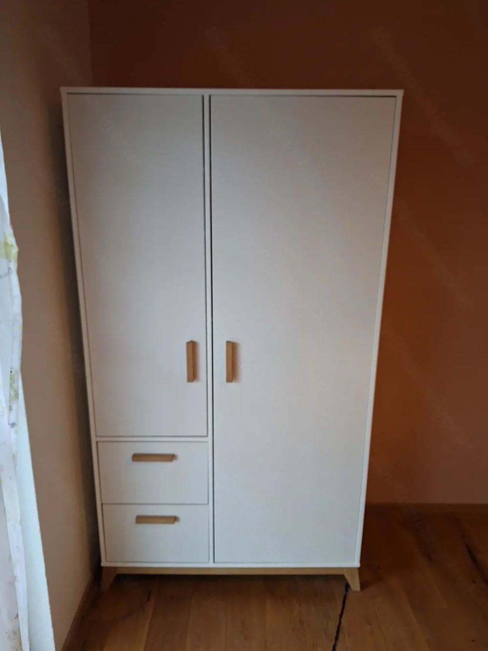 Kleiderschrank