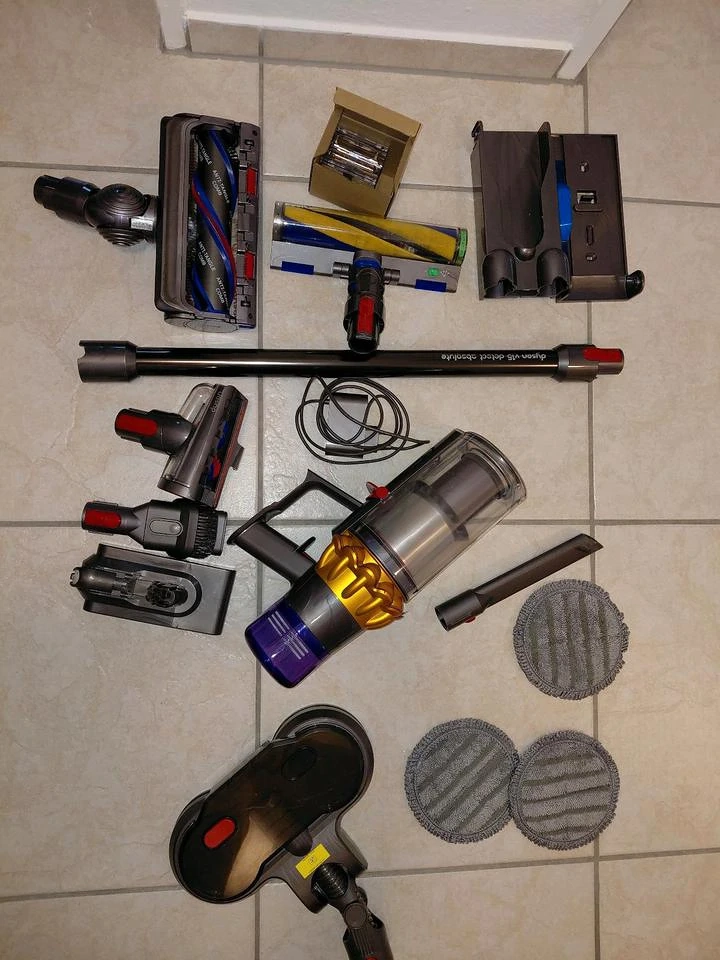 Dyson V15 Detect Absolute