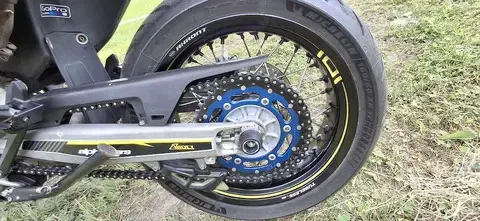 Husqvarna Supermoto 701