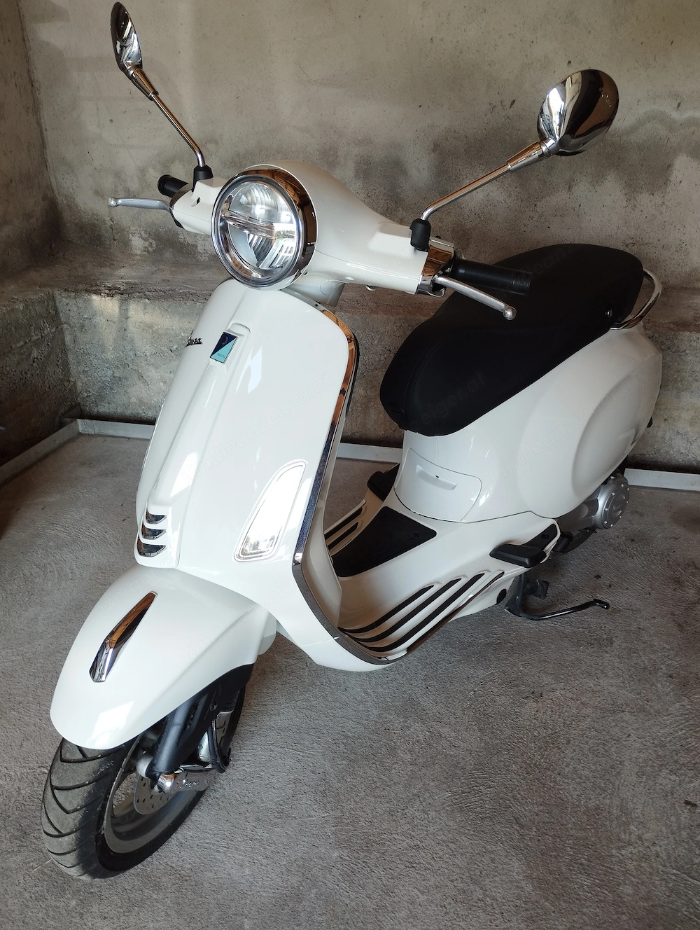Vespa Primavera E5+ , Farbe weiß, Erstbesitz