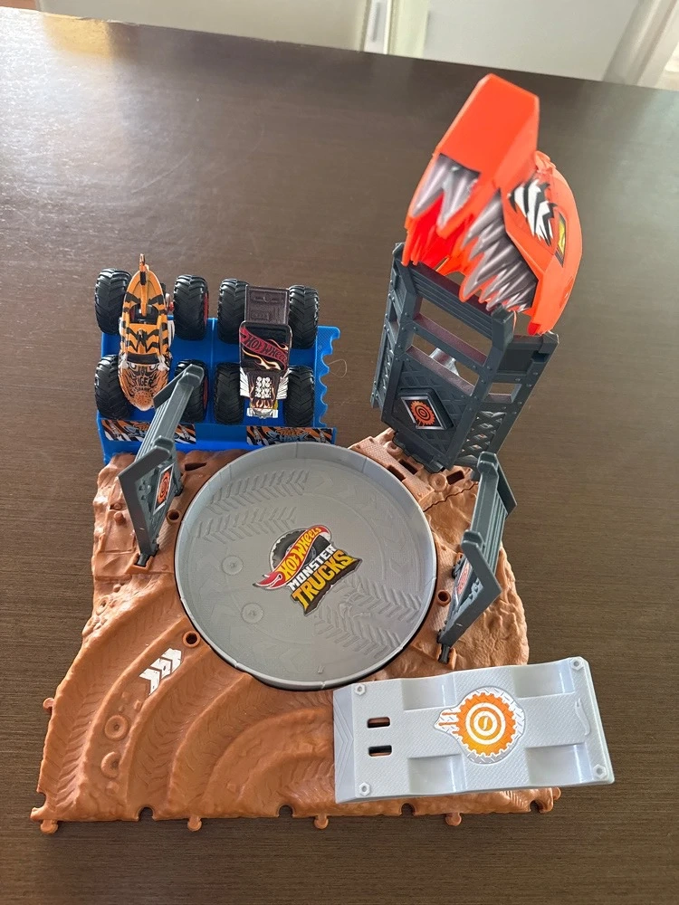 Hot Wheels Monster Trucks