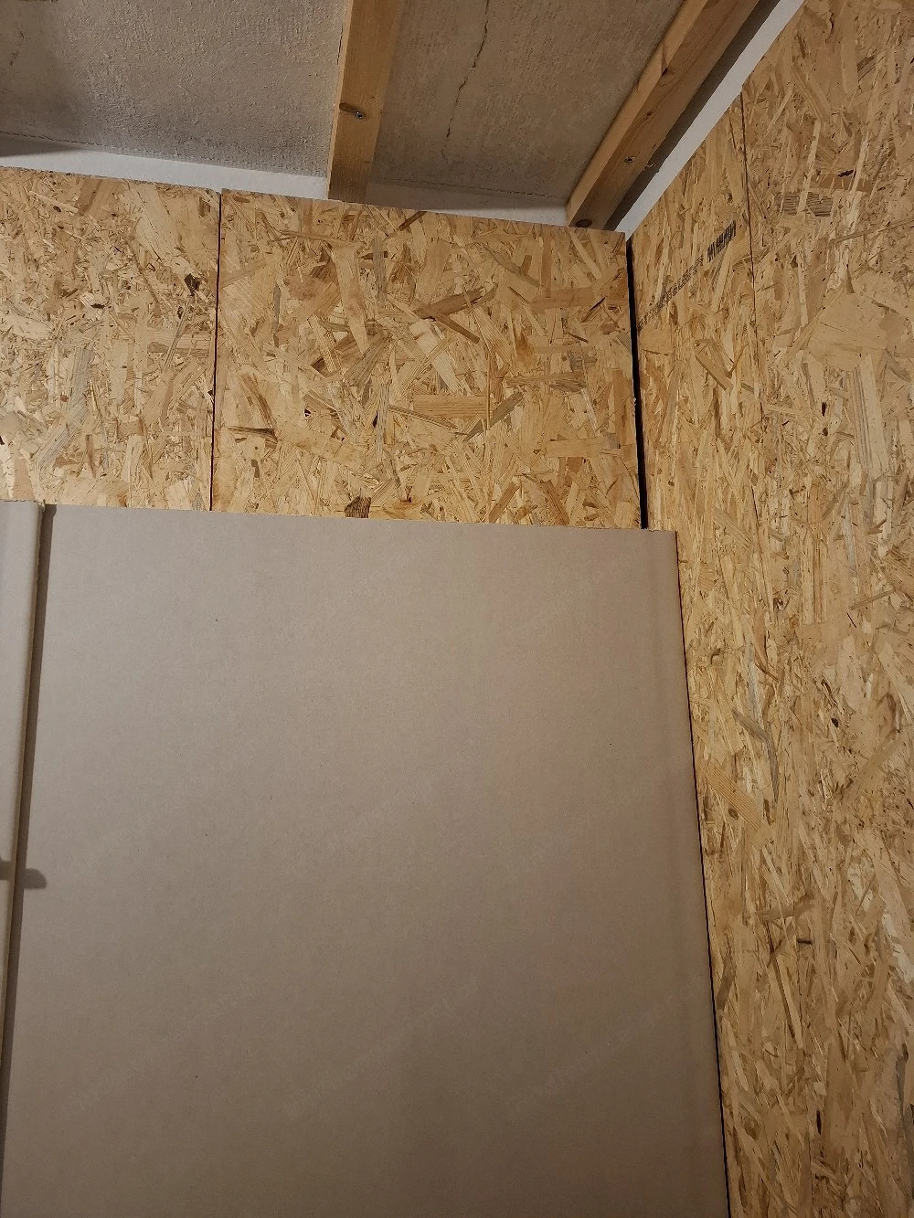 Rigipsplatten, OSB-Platten & Isolierung zu verschenken