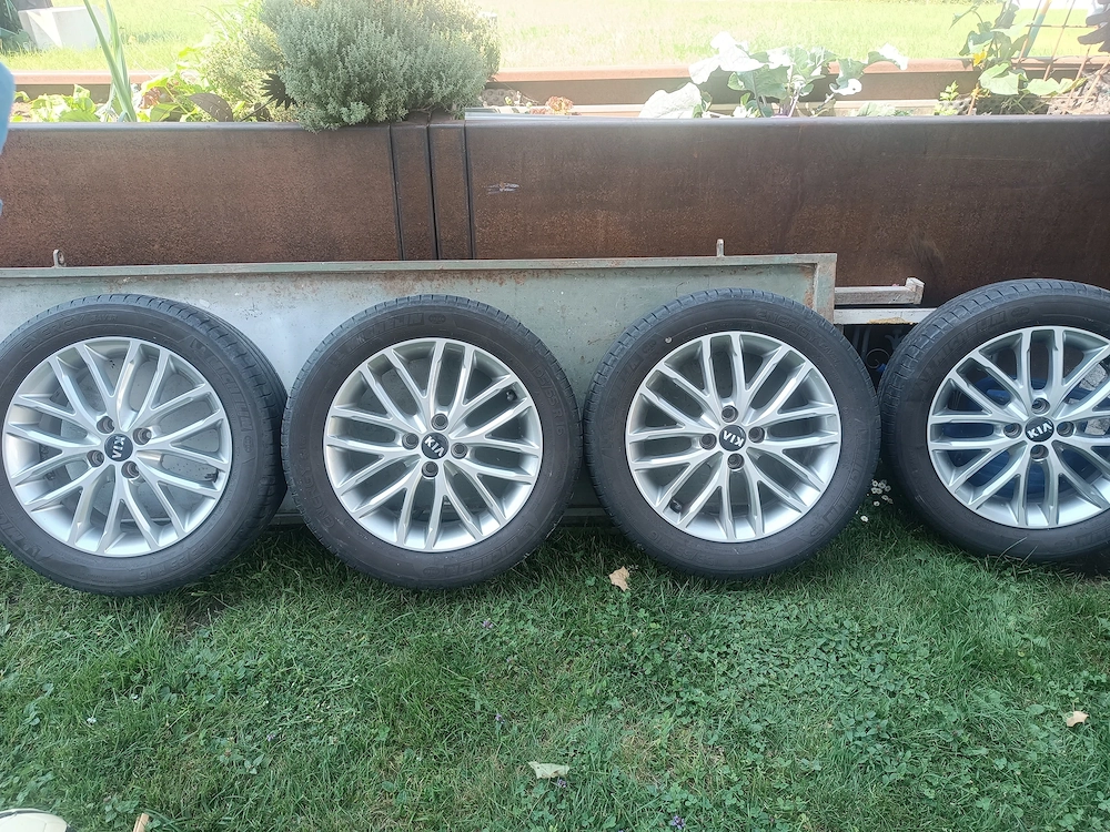 Alufelgen 4loch 195 55 R16