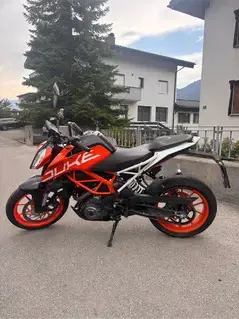 KTM Duke 390 zu verkaufen
