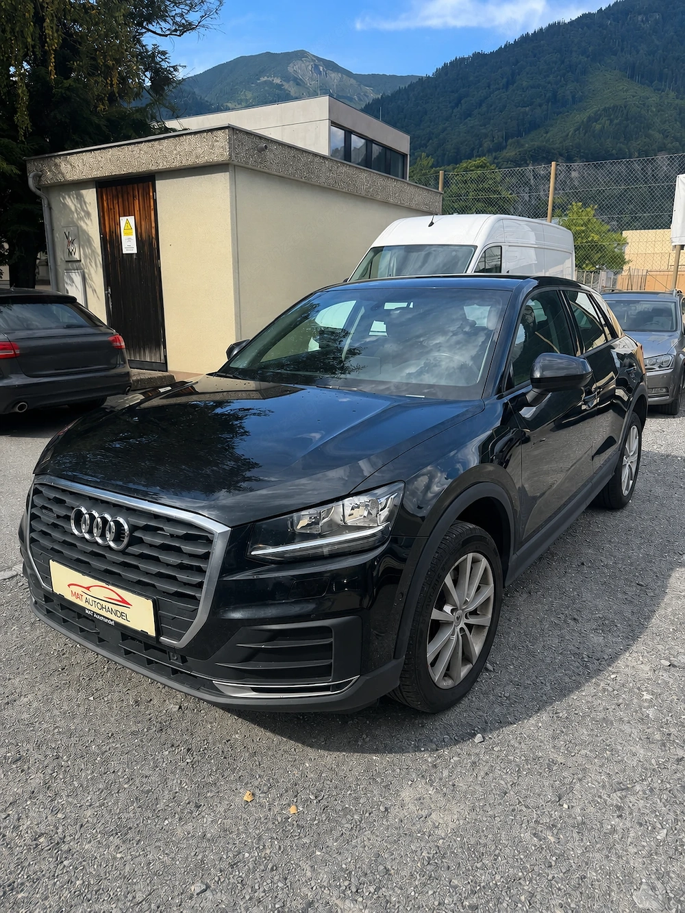 Audi Q2 quattro sport S-Tronic  AHK AppleCarPlay 