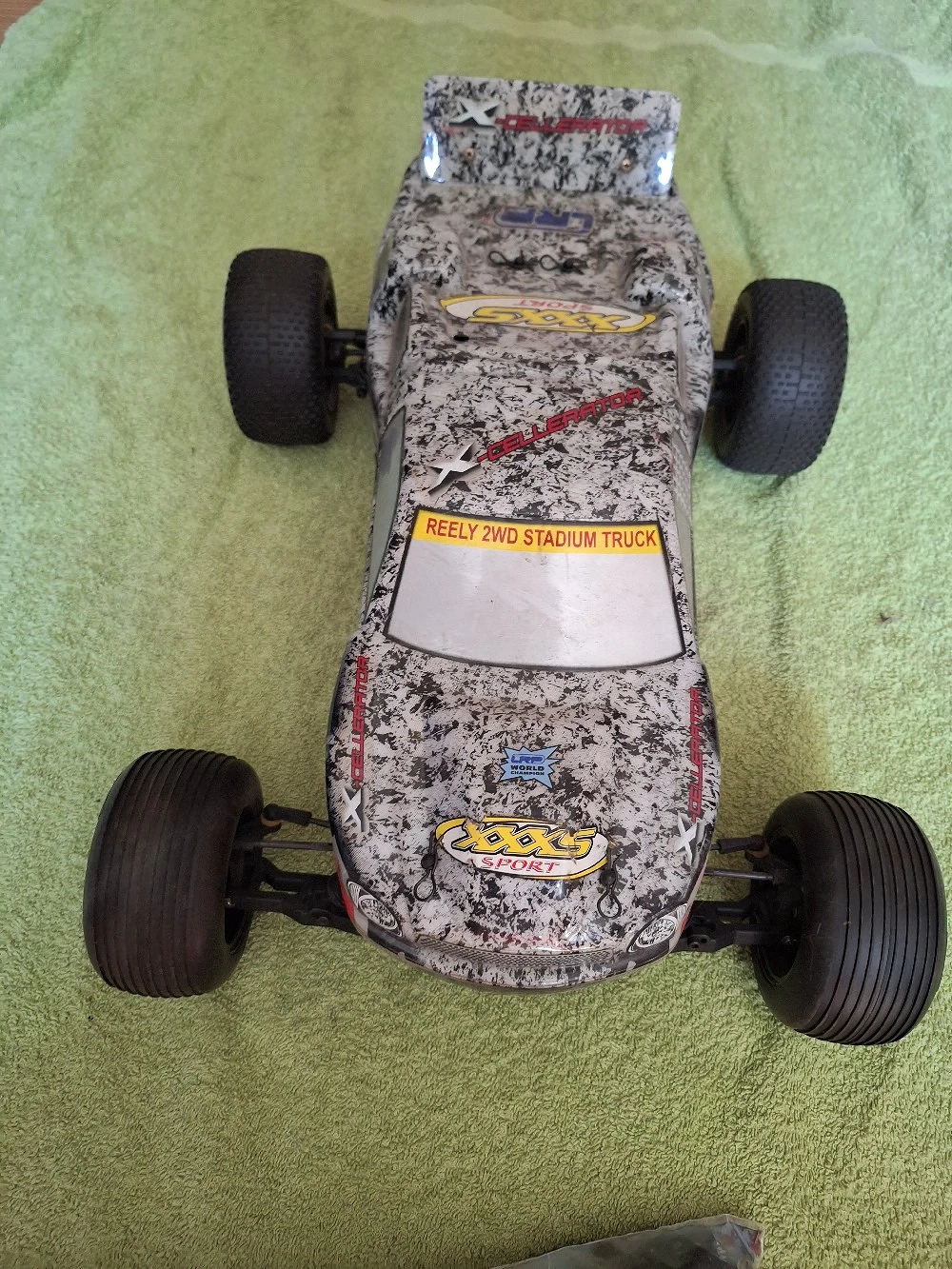 Stadium truck 1:10 LRP
