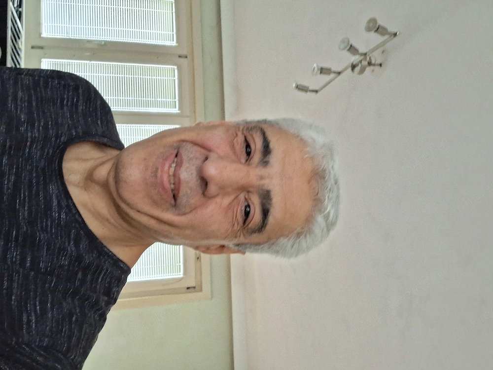 Mann sucht Freundschaft zur Frauen 