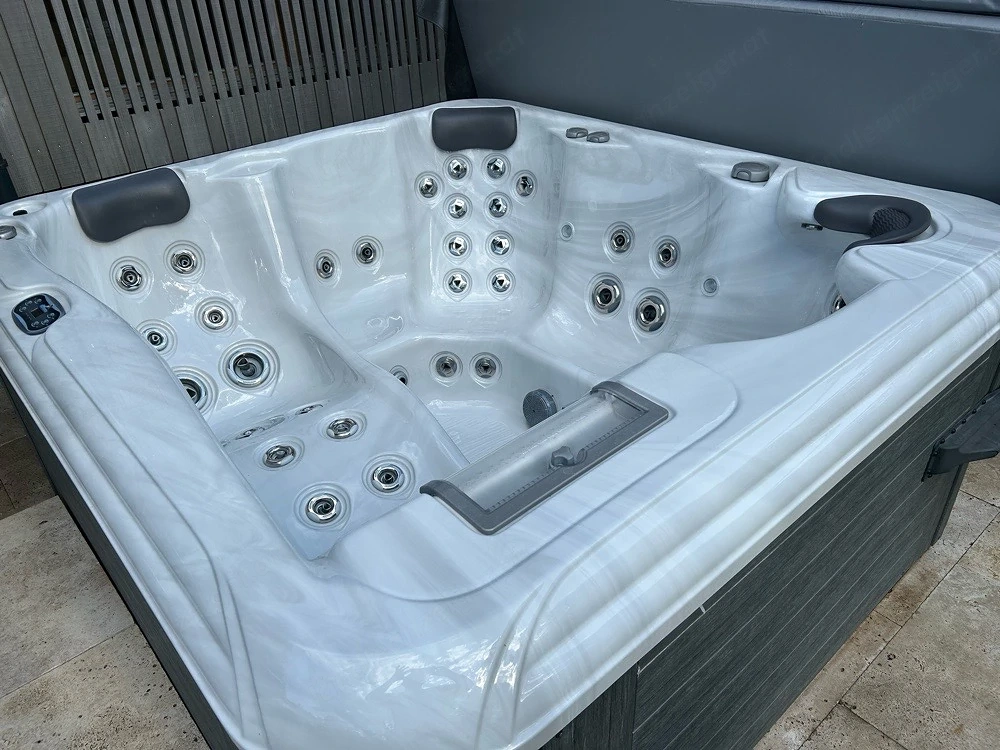 whirlpool tropic 44