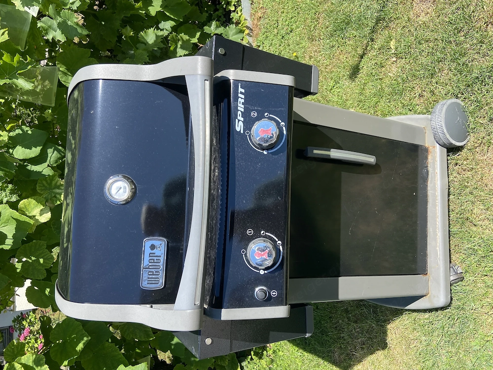 Weber Gasgrill zu verschenken