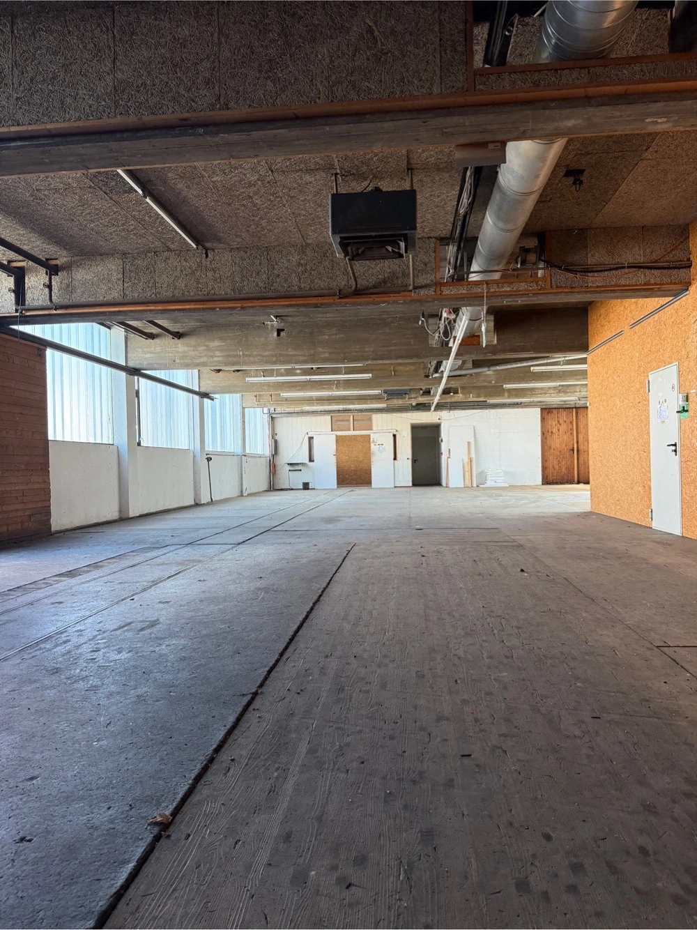 Garage, Hallenplatz, Oldtimer, Wohnwagen, Stellplatz