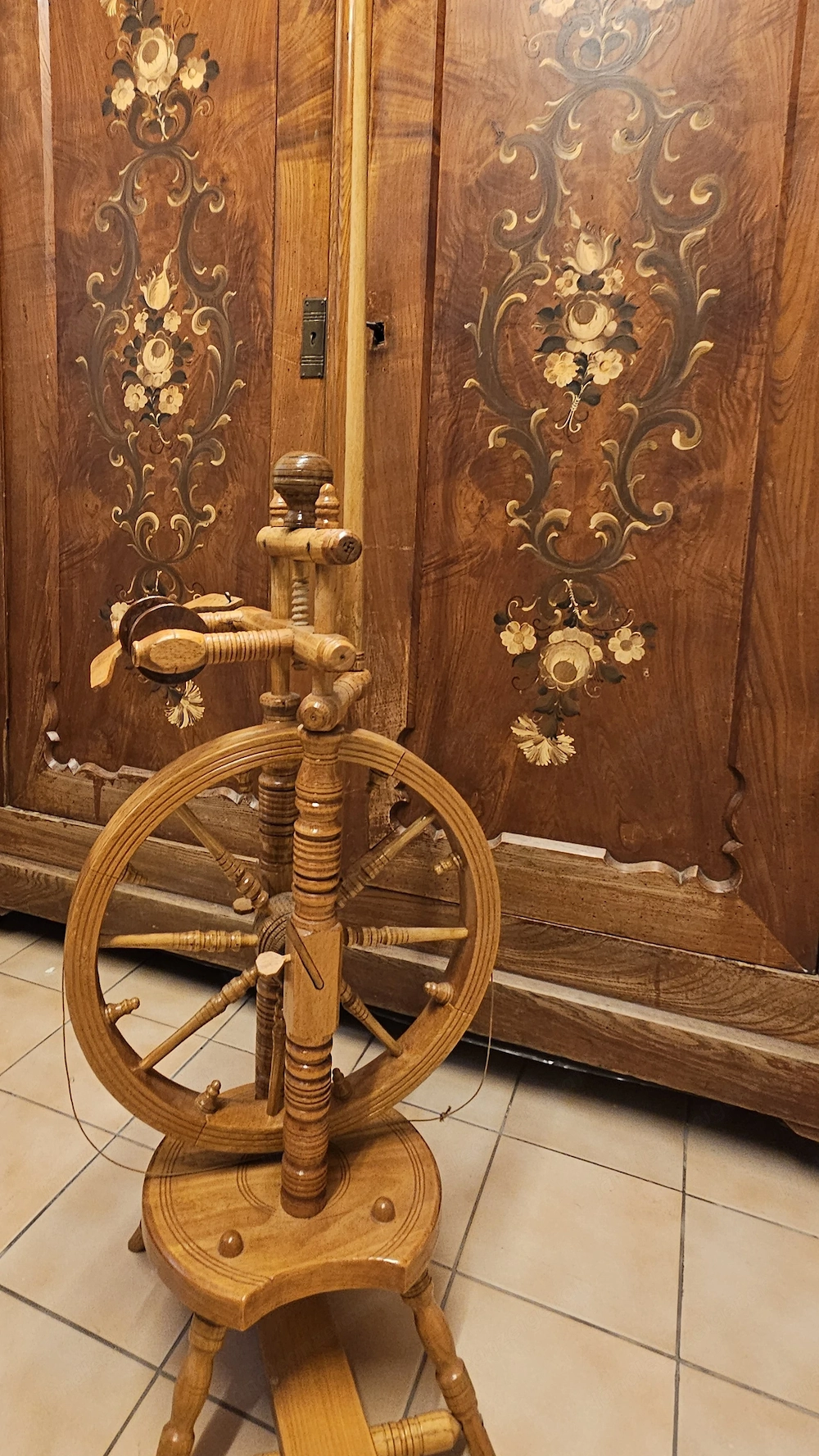 Spinnrad als Deko