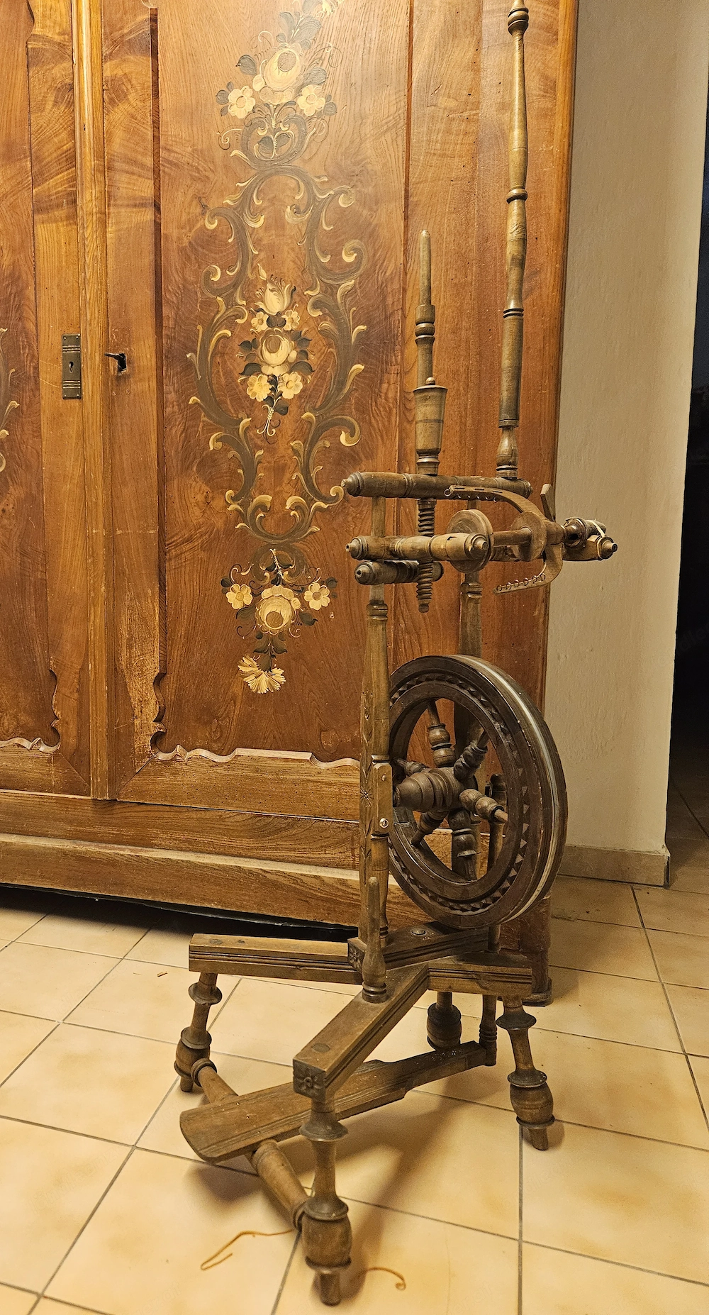Spinnrad als Deko