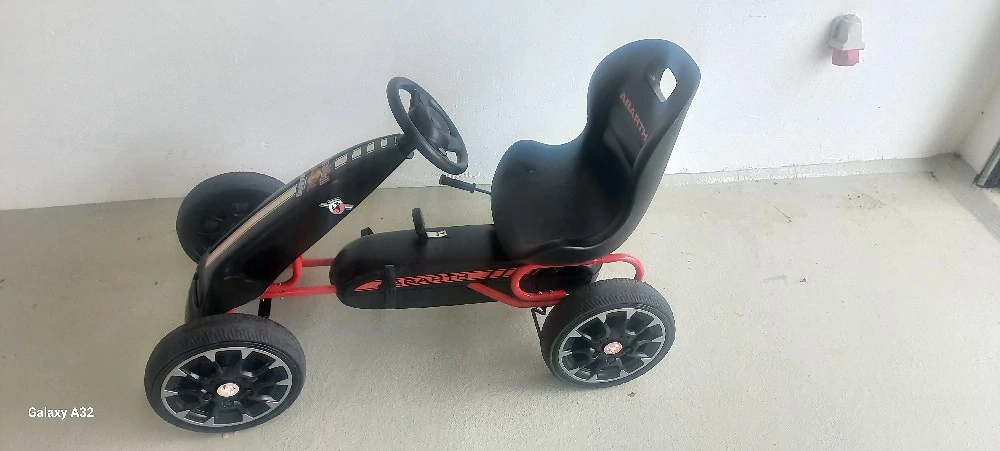 Abarth Kinder Tret Go Kart