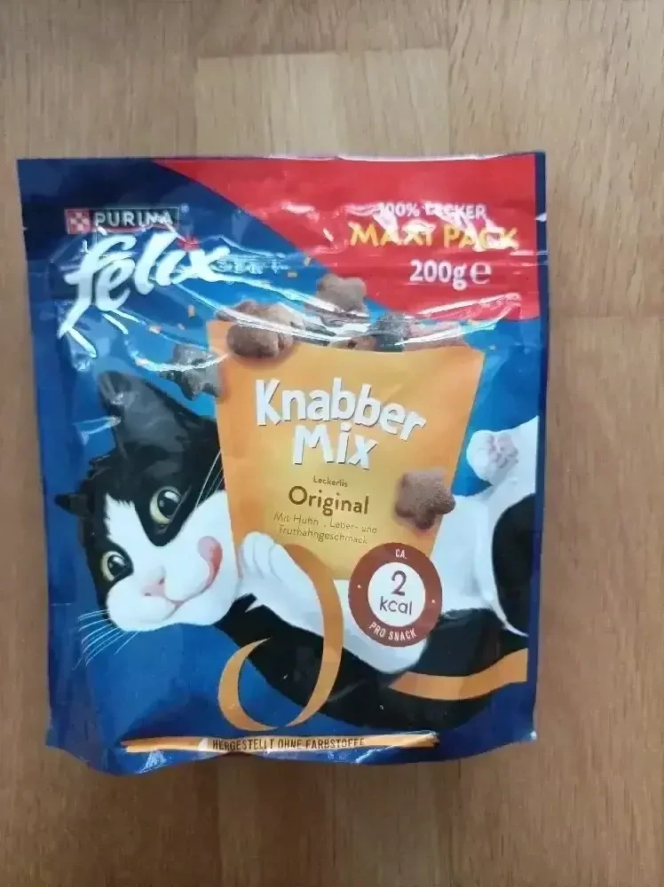 Katzenfutter paket im wert von 75 Euro 